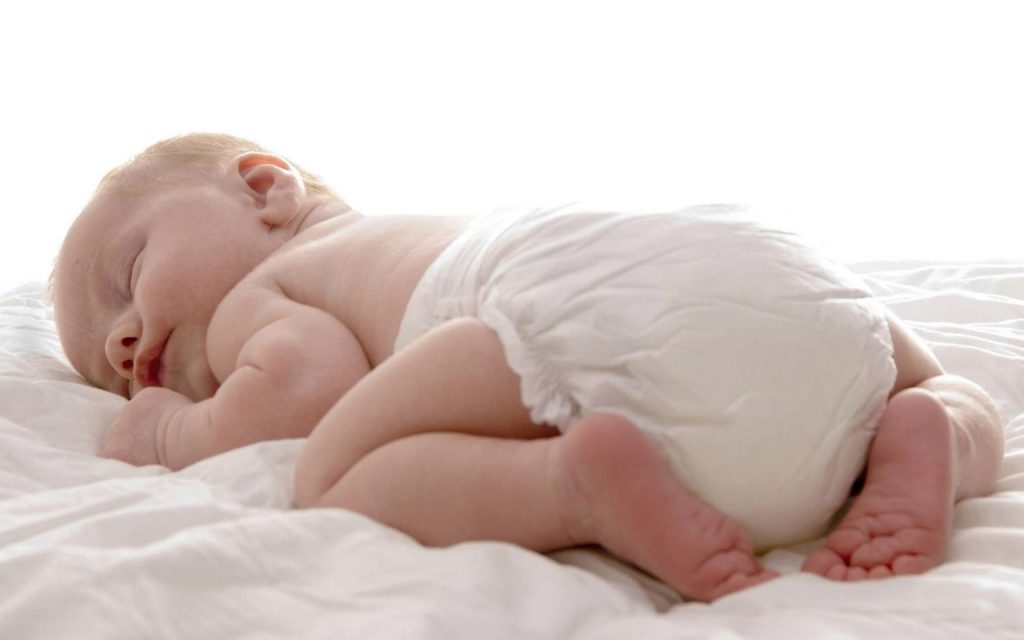 Які підгузки кращі для новонароджених
